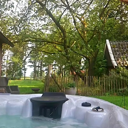 Casa de Férias Logeerderij Het Landleven Met Jacuzzi En Sauna Achterhoek *