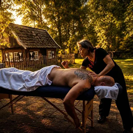 بيت للعطل Logeerderij Het Landleven Met Jacuzzi En Finse Sauna Achterhoek Vragender