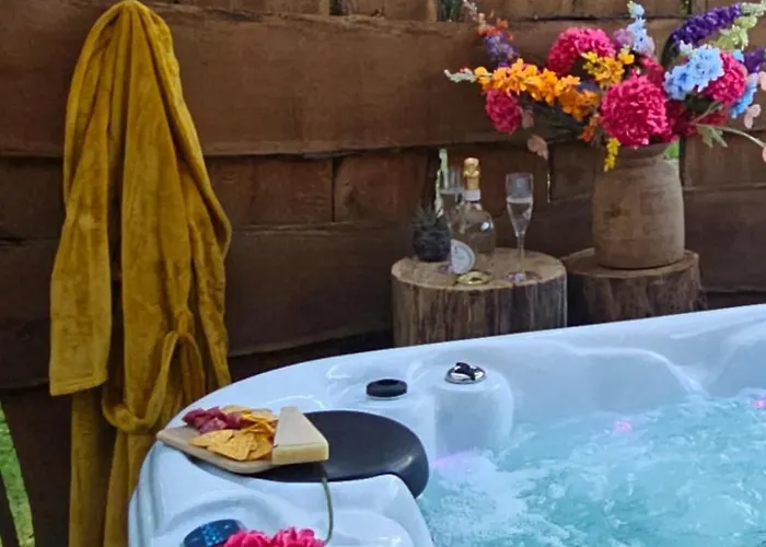 Holiday home Logeerderij Het Landleven Met Jacuzzi En Finse Sauna Achterhoek