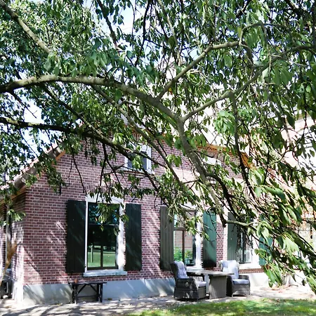 Logeerderij Het Landleven Met Jacuzzi En Finse Sauna Achterhoek