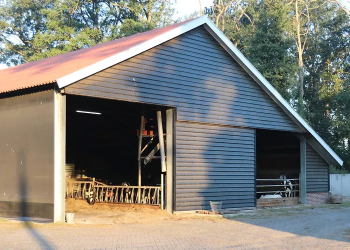 Semesterbostad Logeerderij Het Landleven Met Jacuzzi En Sauna Achterhoek