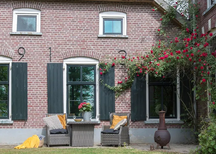 Semesterbostad Logeerderij Het Landleven Met Jacuzzi En Sauna Achterhoek
